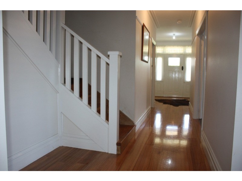 35 The Avenue, Sunbury VIC 3429