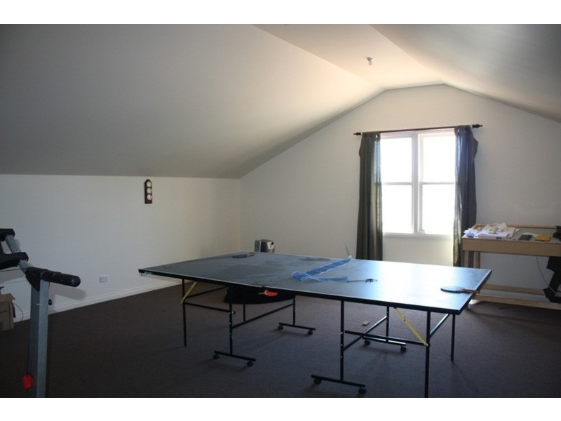 35 The Avenue, Sunbury VIC 3429