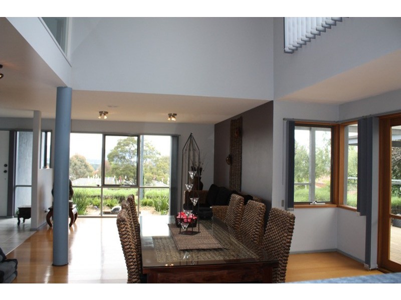 5 Wyralla Crescent, Gisborne VIC 3437