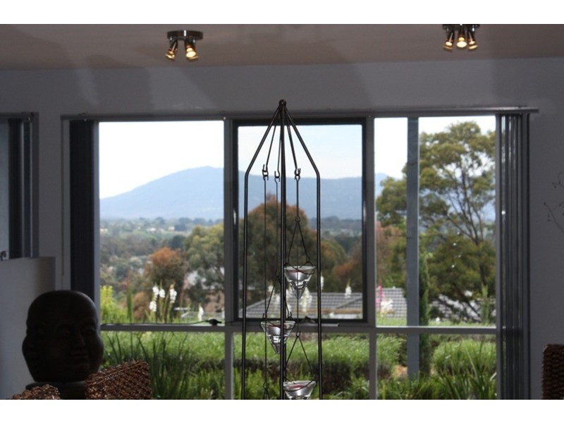 5 Wyralla Crescent, Gisborne VIC 3437