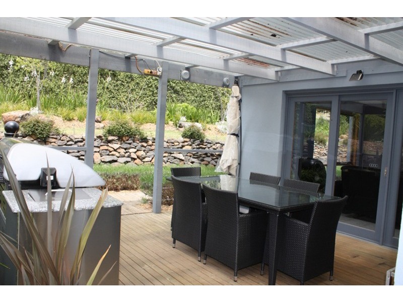 5 Wyralla Crescent, Gisborne VIC 3437