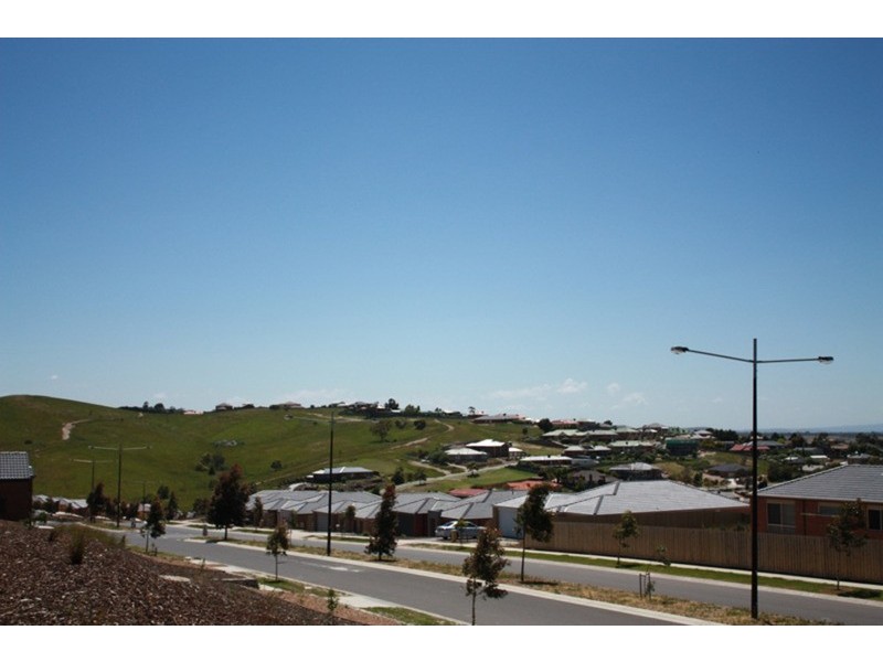 138 Phillip Drive, Sunbury VIC 3429