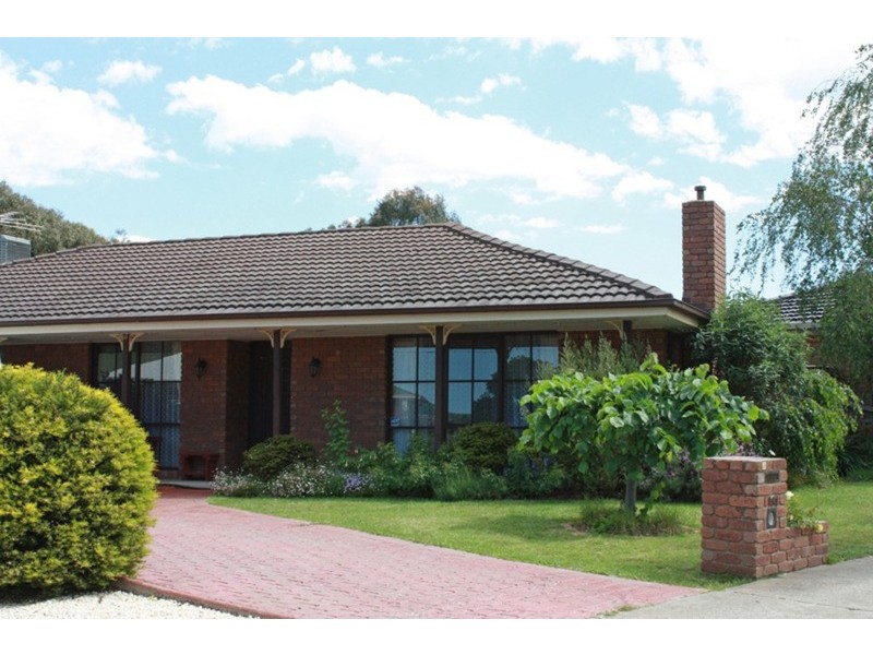194 Elizabeth Drive, Sunbury VIC 3429