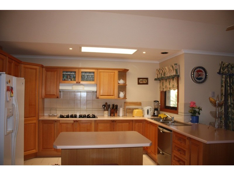 55 Olive Grove, Sunbury VIC 3429