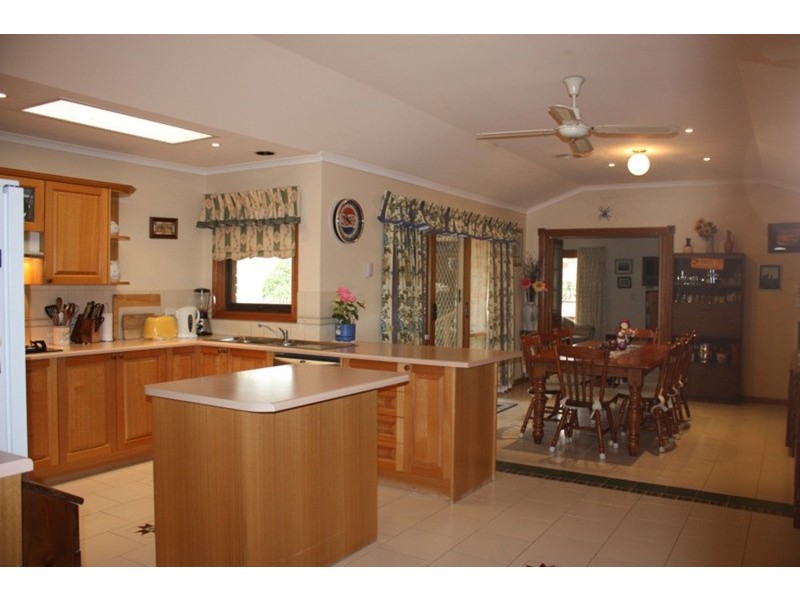 55 Olive Grove, Sunbury VIC 3429