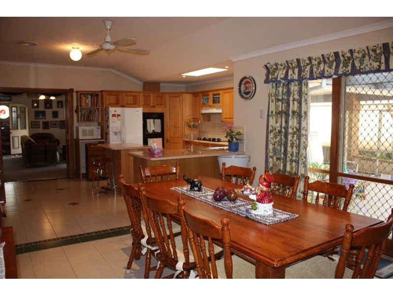 55 Olive Grove, Sunbury VIC 3429