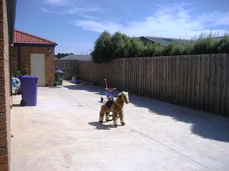 5 Burge Drive, Sunbury VIC 3429