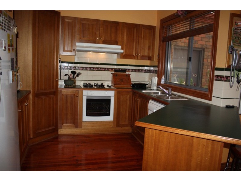 86 Stewarts Lane, Sunbury VIC 3429