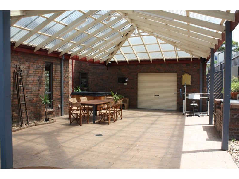 86 Stewarts Lane, Sunbury VIC 3429