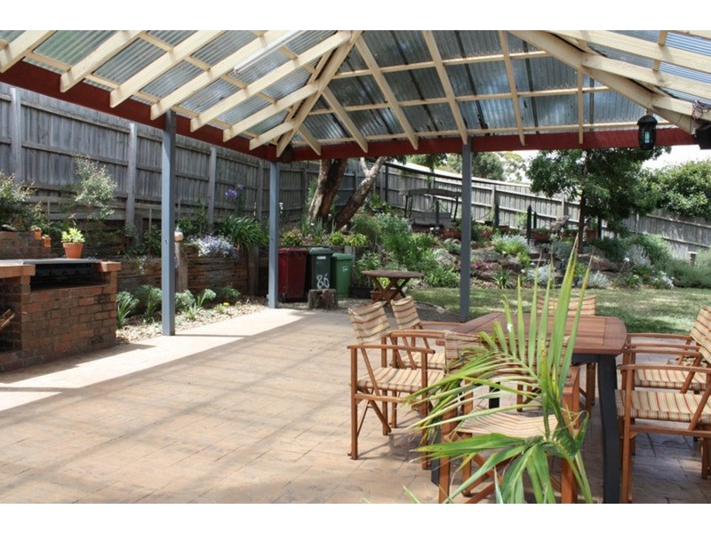 86 Stewarts Lane, Sunbury VIC 3429