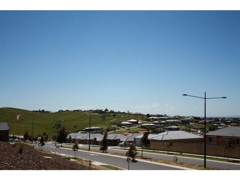 138 Phillip Drive, Sunbury VIC 3429