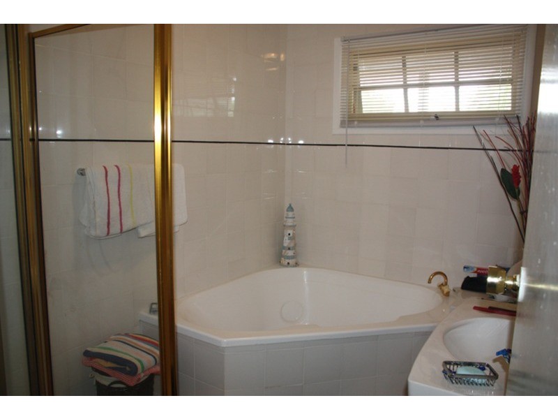63 Calder Highway, Diggers Rest VIC 3427