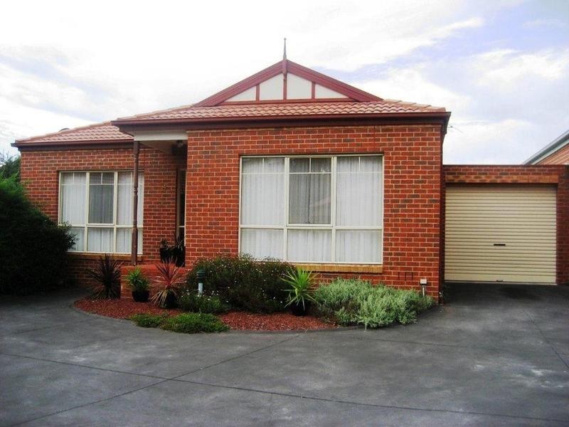 4/17a Cornish Street, Sunbury VIC 3429