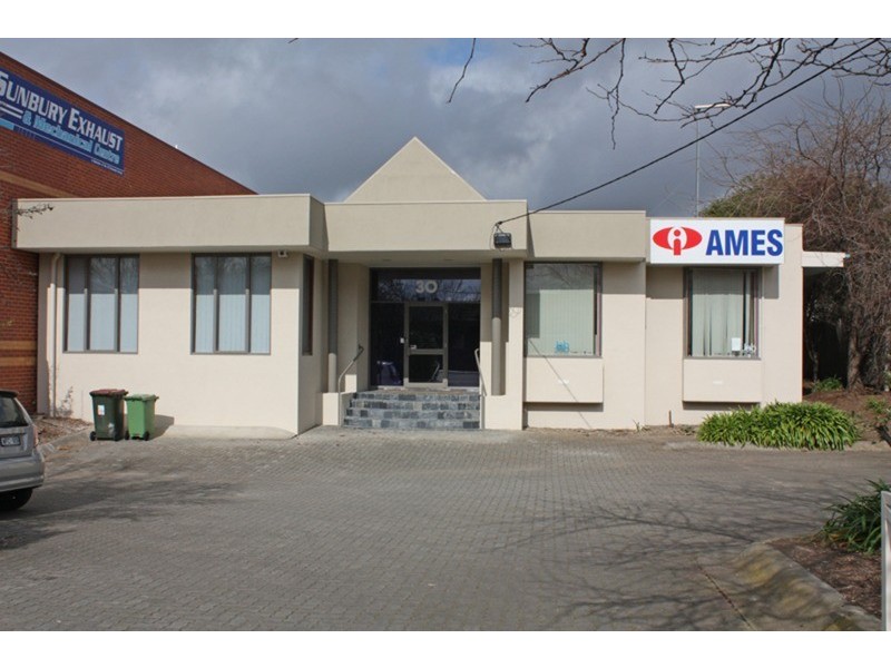 30 Station Street, Sunbury VIC 3429