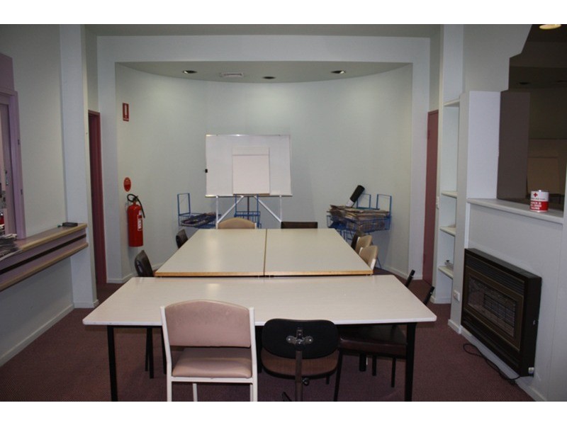 30 Station Street, Sunbury VIC 3429