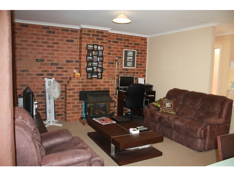19 Anthony Street, Sunbury VIC 3429