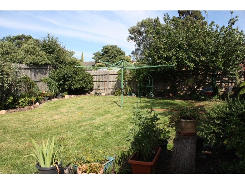 63 Dobell Avenue, Sunbury VIC 3429
