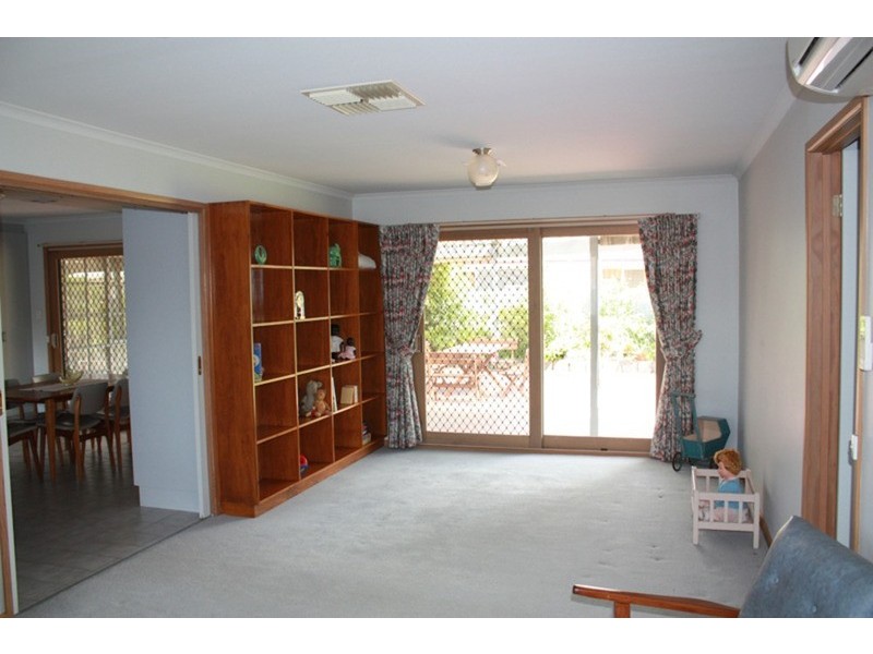2 Dolan Court, Sunbury VIC 3429