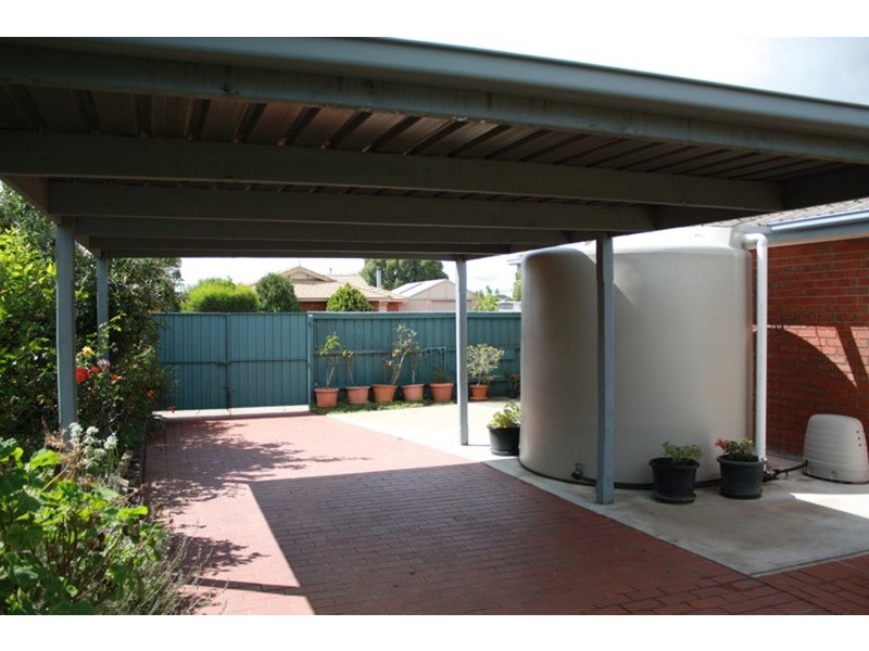 2 Dolan Court, Sunbury VIC 3429