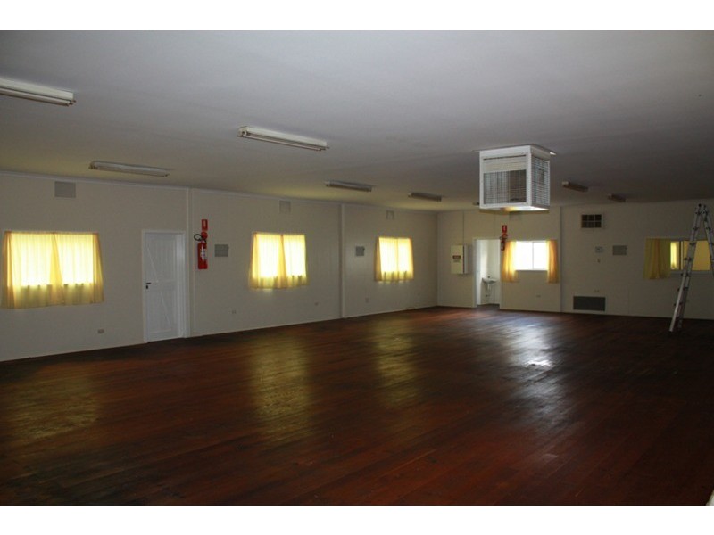 63 Urquhart Street, Woodend VIC 3442