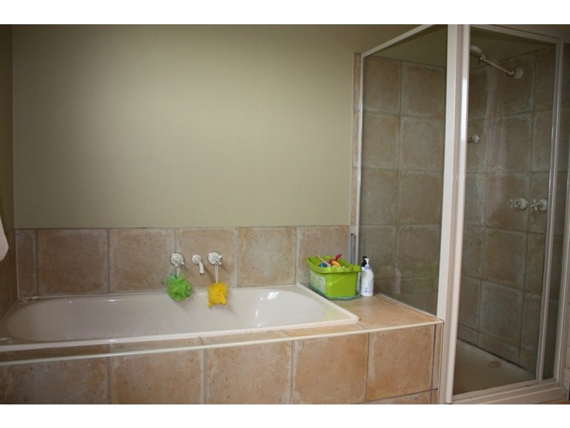 95 Harker Street, Sunbury VIC 3429