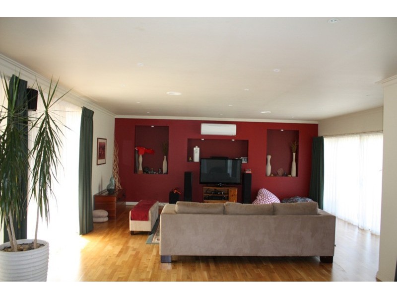 3 Sunish Court, Sunbury VIC 3429