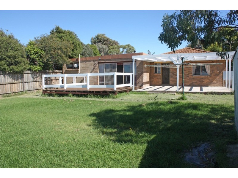 5 Kingsley Drive, Sunbury VIC 3429