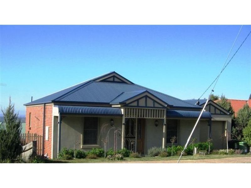 2/213 Reservoir Road, Sunbury VIC 3429