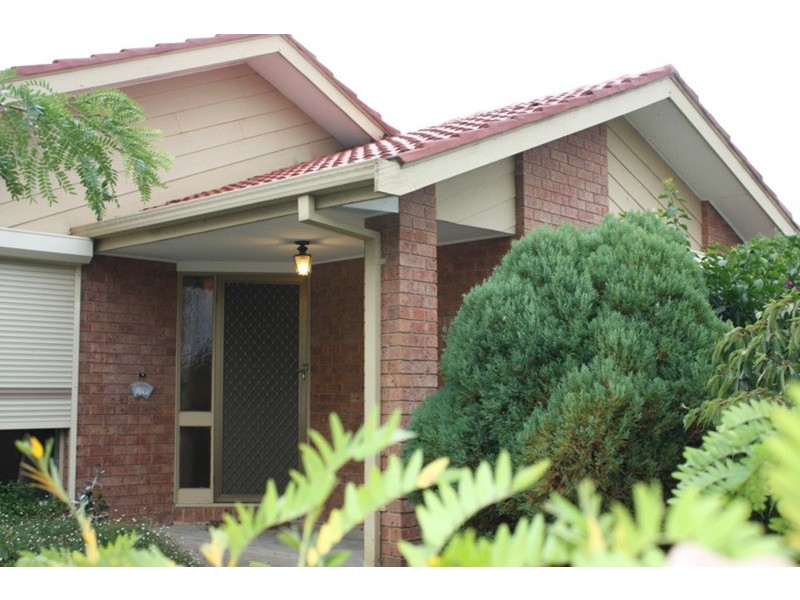 1 Sorbonne Drive, Sunbury VIC 3429