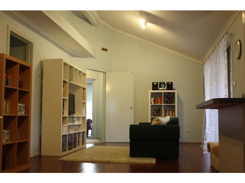 1 Sorbonne Drive, Sunbury VIC 3429