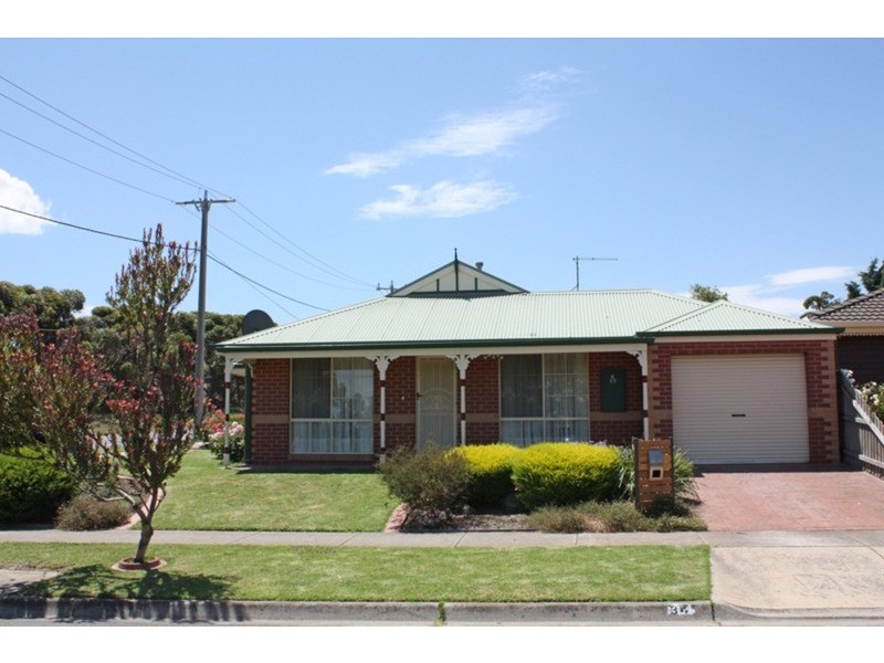 34 Harcombe Drive, Sunbury VIC 3429