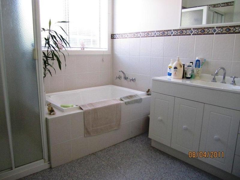 2/104 Pasley Street, Sunbury VIC 3429