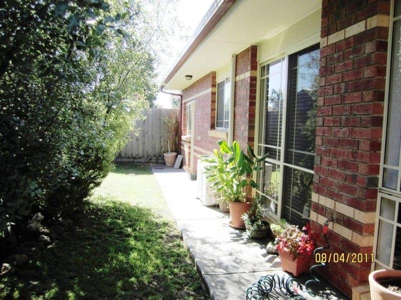 2/104 Pasley Street, Sunbury VIC 3429