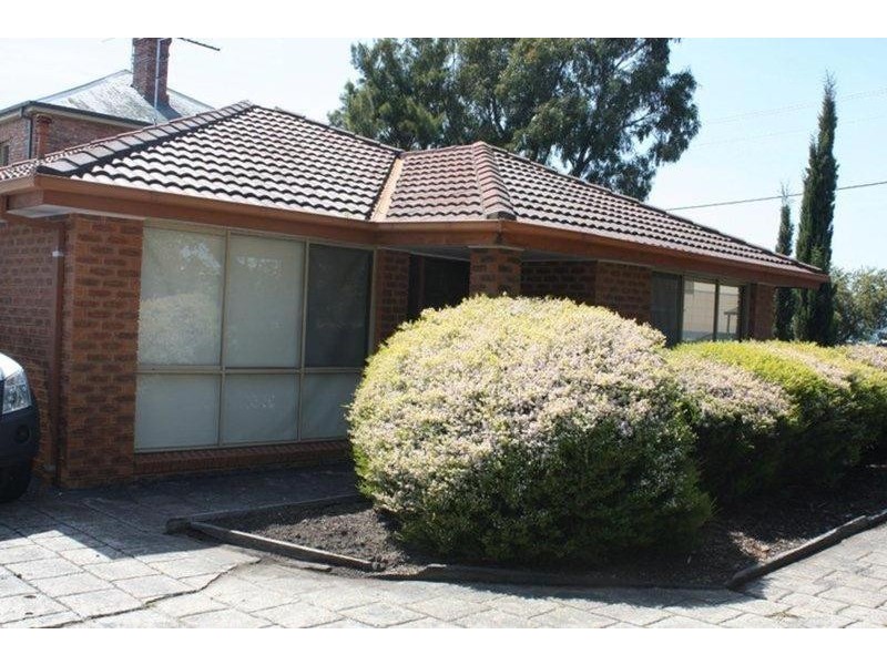 1/16 Horne Street, Sunbury VIC 3429