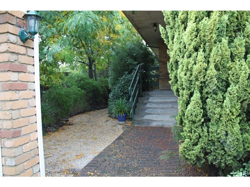 1 Argyle Place, Sunbury VIC 3429