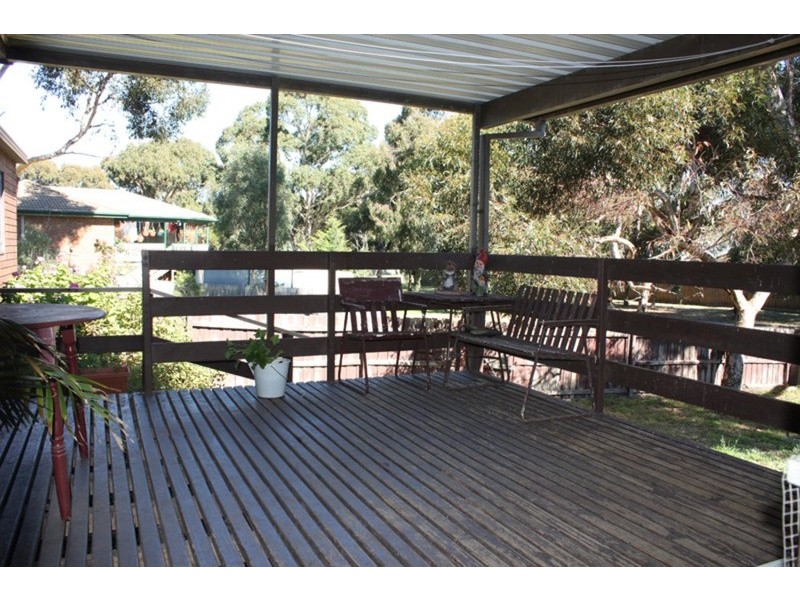 4 Stonehaven Close, Sunbury VIC 3429