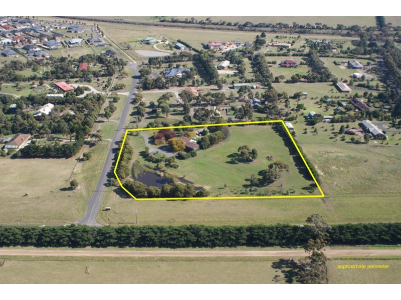 10 Balbethan Drive, Sunbury VIC 3429