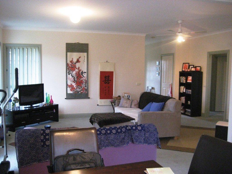 1/2 Cowper Crescent, Sunbury VIC 3429