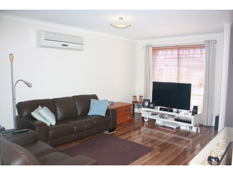 4 Kippax Street, Sunbury VIC 3429