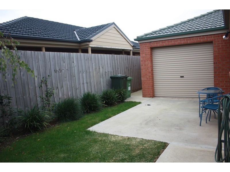 4 Kippax Street, Sunbury VIC 3429