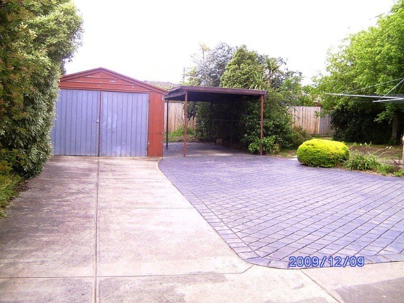 9 Meldrum Court, Sunbury VIC 3429