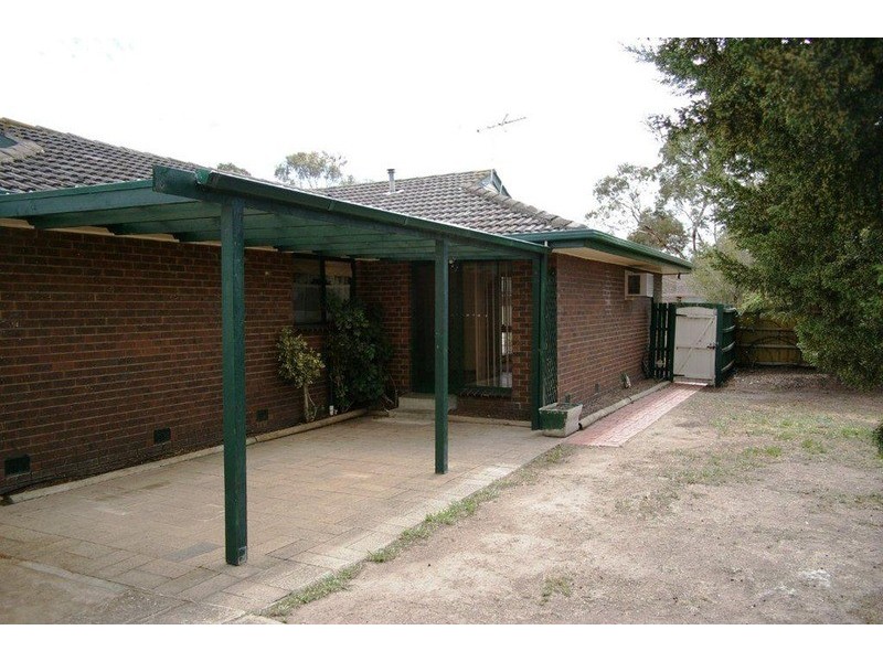 9 Leichardt Street, Sunbury VIC 3429