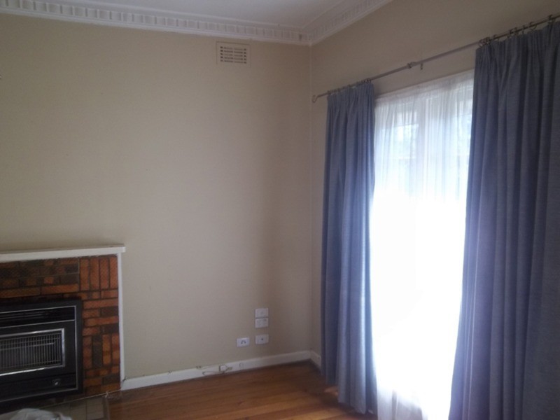 42 Station Street, Sunbury VIC 3429