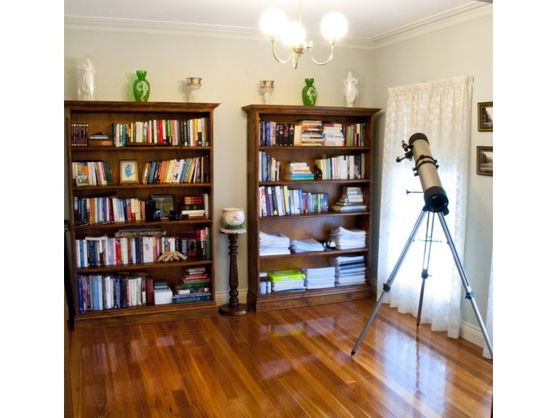 36 Campbell Road, Gisborne VIC 3437