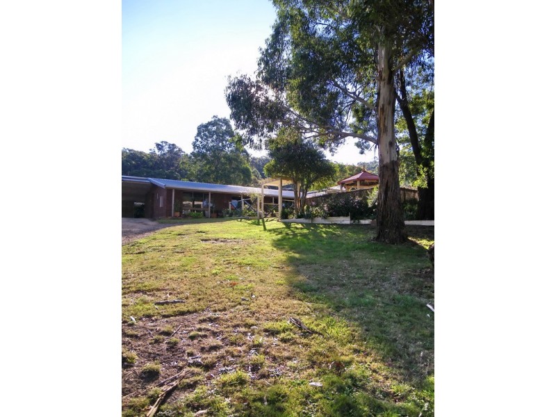 547 Pyalong Road, Lancefield VIC 3435
