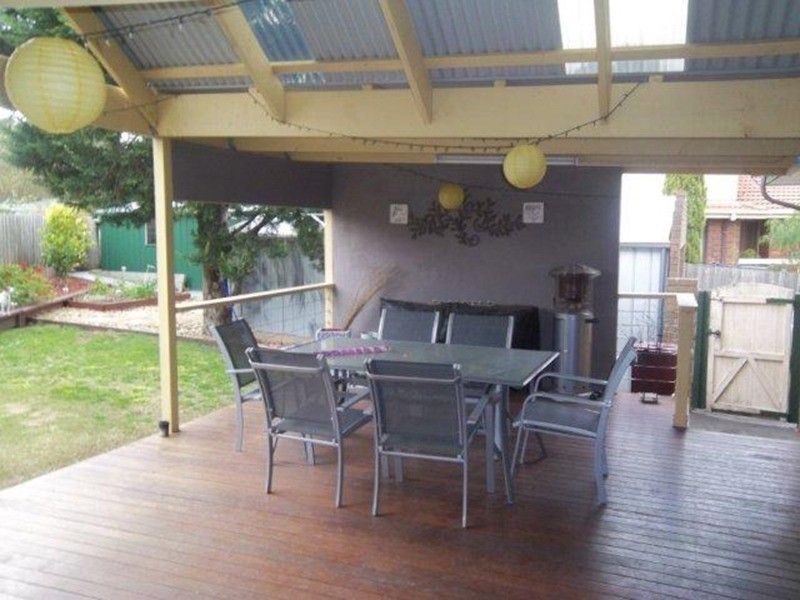 1 Hotham Court, Sunbury VIC 3429