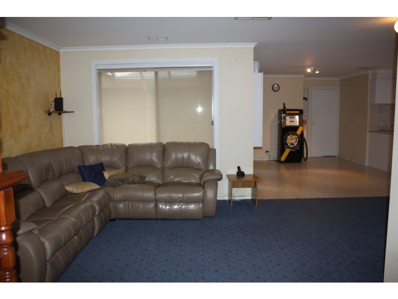 40 Charter Road, Sunbury VIC 3429