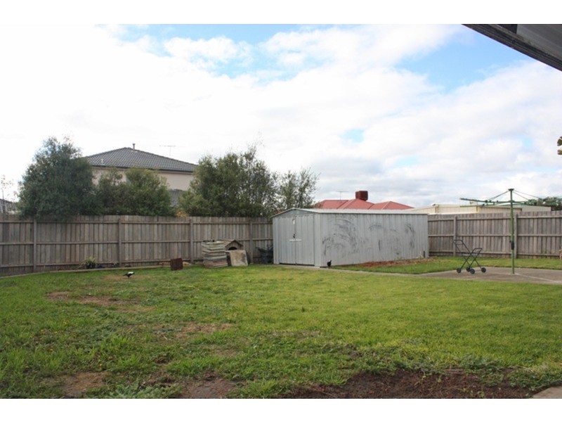 40 Charter Road, Sunbury VIC 3429