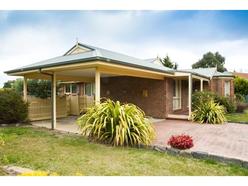 19 Skyline Drive, Gisborne VIC 3437