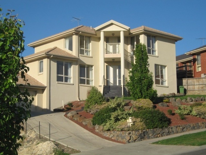 3 Riverview Terrace, Sunbury VIC 3429